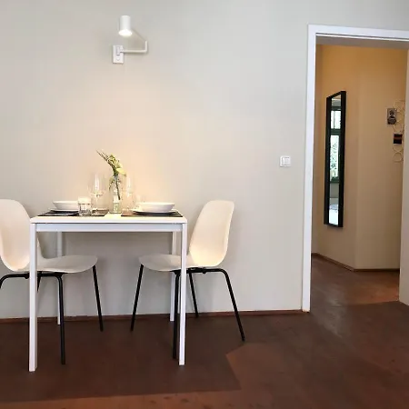 Hip & Minimalist - Stadt Apartments Am Malerweg Pirna Buitenkant foto